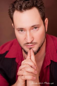 Jason John Beebe interpreta Masked Purger (uncredited)