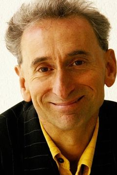 Peter Silbereisen interpreta Sweating Officer
