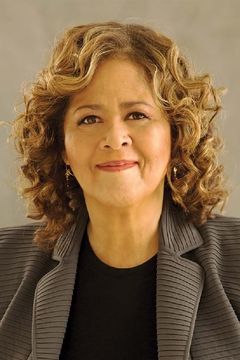 Anna Deavere Smith interpreta Maricella Canavesio