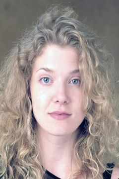 Jennifer Lien interpreta Davina Vinyard
