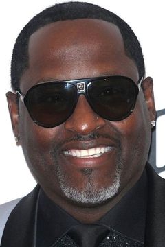 Johnny Gill interpreta Himself