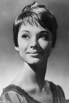 Ludmila Savelyeva interpreta Mascia