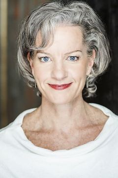 Tracey Hoyt interpreta Franny Forman