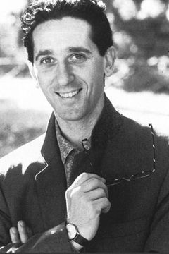 Gino Clemente interpreta Giornalista Redazione