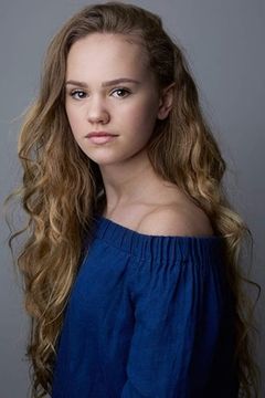 Jemima Woolnough interpreta Gryffindor Girl