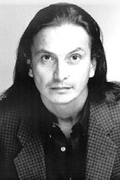 Pato Hoffmann interpreta Sgt. Whitehorse