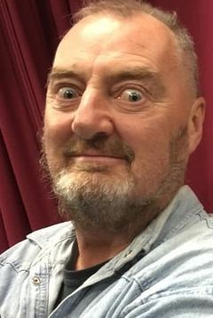 Jon Kenny interpreta Lavatory Man