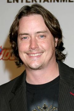 Jeremy London interpreta T.S. Quint