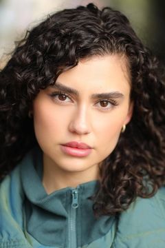 Nathaly Sabino interpreta Nadia (uncredited)
