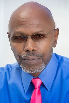 Ernest Lee Thomas interpreta Chip McDonald (uncredited)