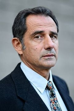 Riccardo De Torrebruna interpreta Carabinieri Captain