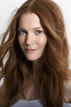 Darby Stanchfield interpreta Abby Whelan