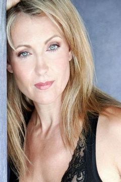 Amanda Welles interpreta Fantasy Girl (uncredited)