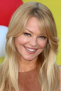 Charlotte Ross interpreta Candy