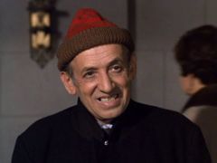 Herbie Faye interpreta Max