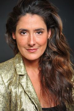 Alicia Coppola interpreta Ana Castillo