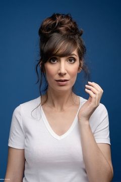Nora Hamzawi interpreta Maitre Egerman