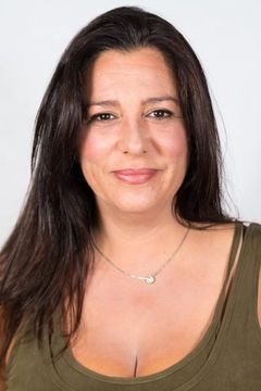 Helena Carrión interpreta Dependienta perfumería