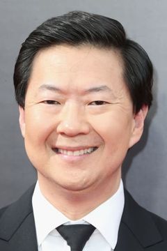 Ken Jeong interpreta Chef Jake