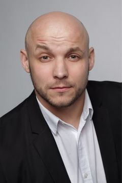 Sergey Grab interpreta Russian Bodyguard 1