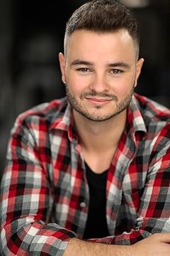 Ryan Doherty interpreta PA #1