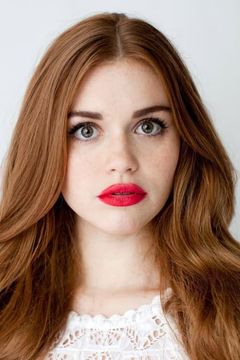 Holland Roden interpreta Rachel Ellis