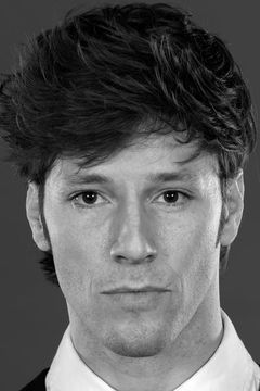 Thayne Jasperson interpreta Brainiac Dancer