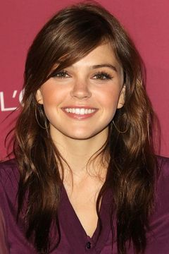 Aimee Teegarden interpreta Piper Grant