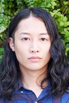 Taichi Inoue interpreta Rinri