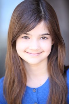 Kaitlyn Maher interpreta Sarah Reynolds