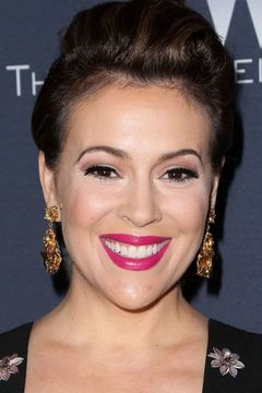 Alyssa Milano interpreta Savannah'Savi' Davis