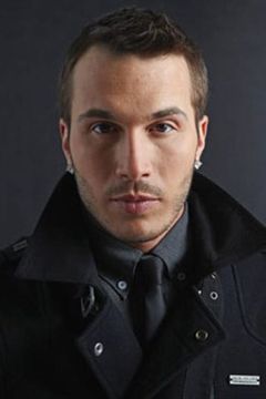 Shawn Desman interpreta Emanuel
