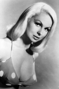 Joi Lansing interpreta Zita