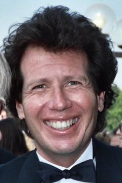 Garry Shandling interpreta Griffin Morris
