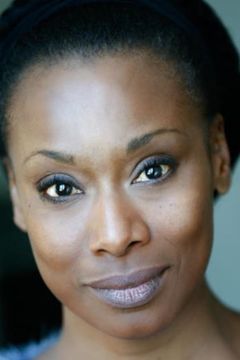 Thiam Aïssatou interpreta Nadine