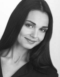 Florina Petcu interpreta Ilina Miritia