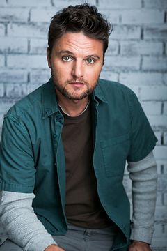 Chad Todhunter interpreta Stoner #1