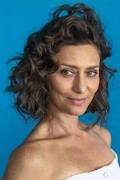 Maria Fernanda Cândido interpreta Damiana