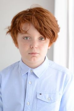 Jack McQuaid interpreta Mikey Gaffney