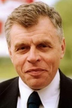 Jan Jurewicz interpreta Russian officer