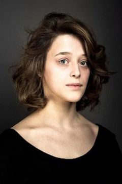 Adeline D'Hermy interpreta Anne-Marie Munoz