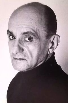Gene Ruffini interpreta Vinny Forlano