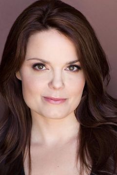 Kimberly J. Brown interpreta (voice)