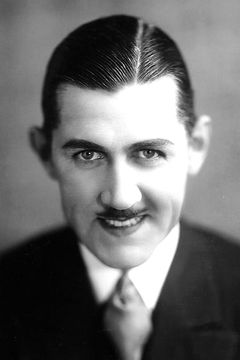 Charley Chase interpreta Charley a Son of the Desert