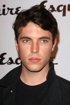 Tom Hughes interpreta Prince Albert