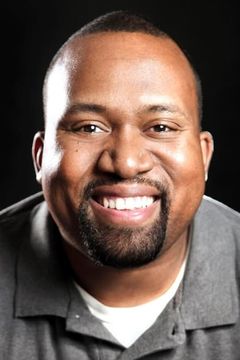 Chris Lamberth interpreta Exterminator