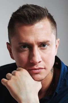 Pavel Priluchnyy interpreta Maks (voice)
