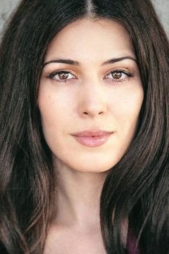 Elizabeth Tabish interpreta Mary Magdalene / Lillith