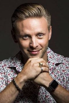 Reino Nordin interpreta Reikki