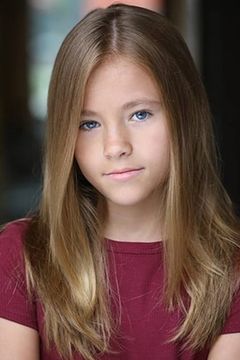 Shaylee Mansfield interpreta Peyton